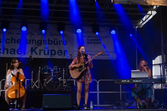 Pauli &amp; The Comets