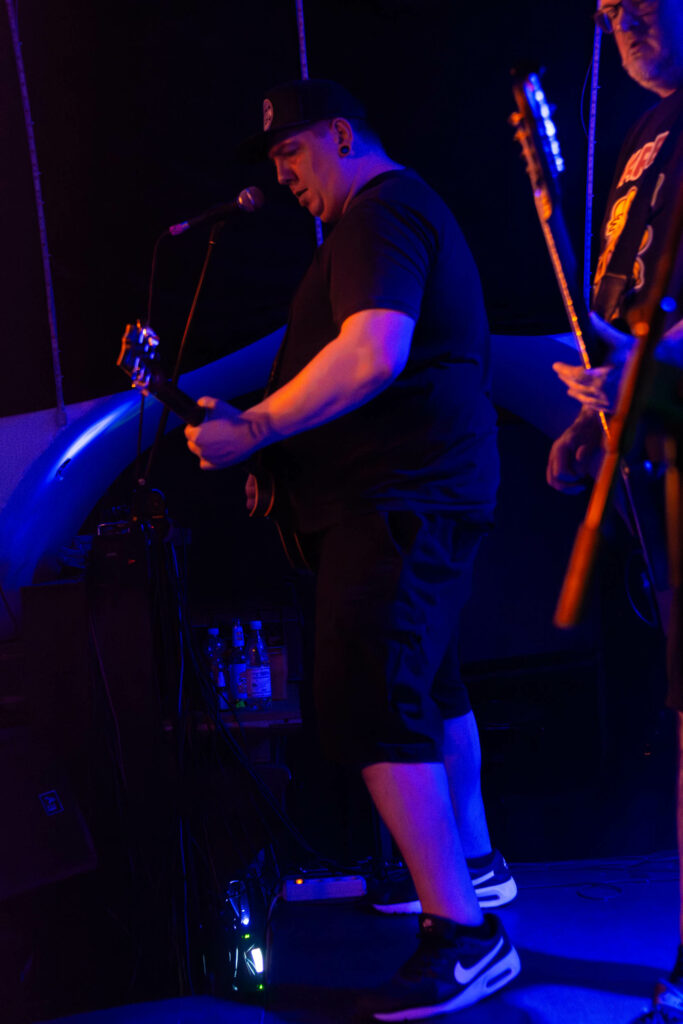 Tausend Löwen Unter Feinden