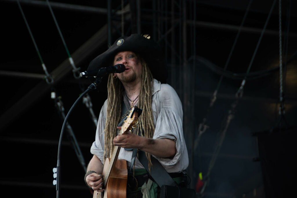 Mr. Hurley und die Pulveraffen